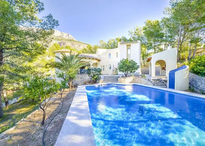 Villa Angela - *
